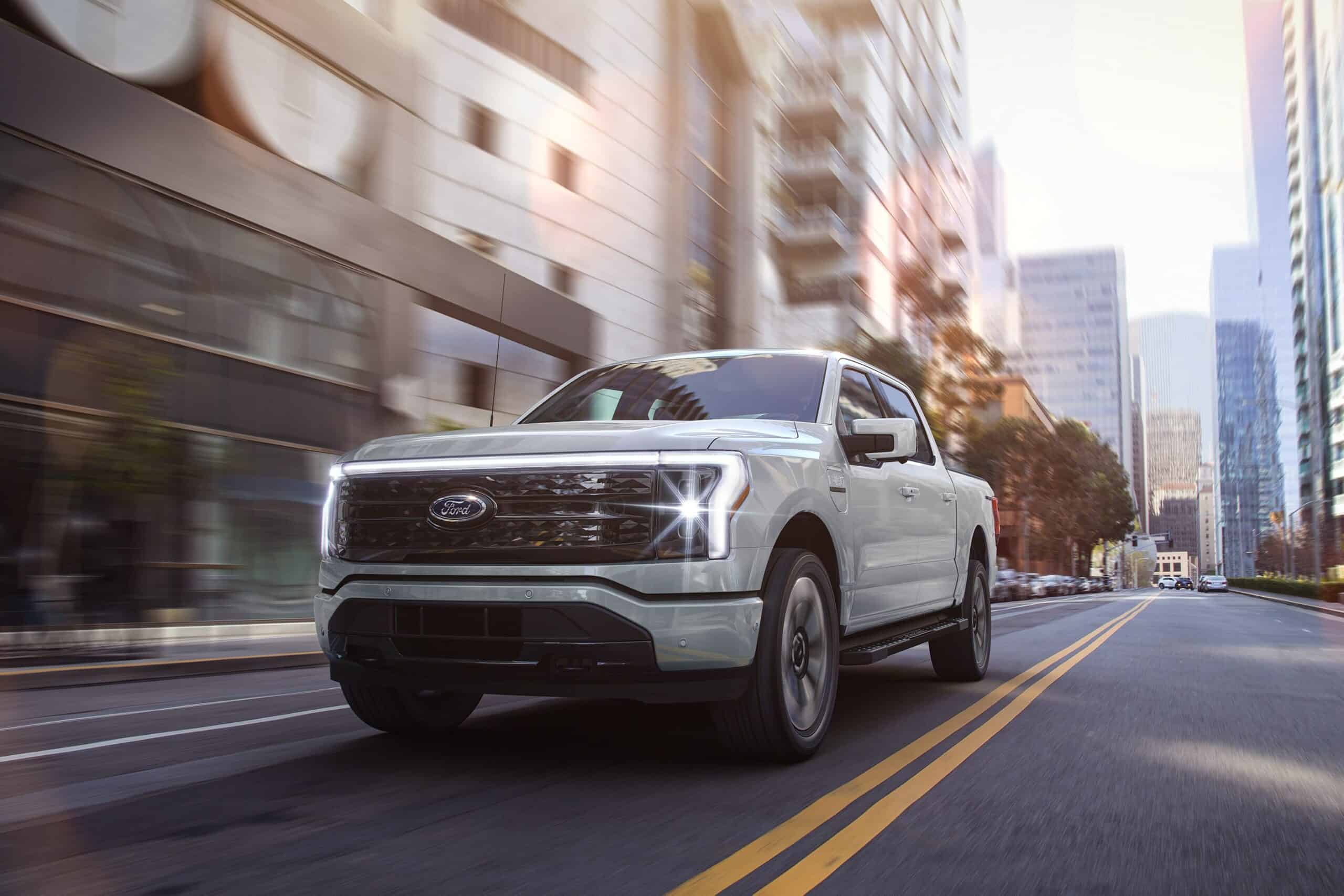 F-150 LIGHTNING - Ford Electric Truck